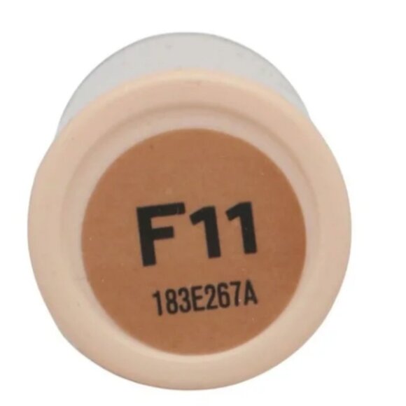MAKEUP REVOLUTION (2ct.) Fast Base Foundation - Color F11 - Picture 3 of 4